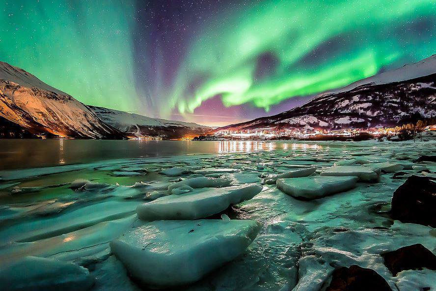 The Absolute Best Time To See The Northern Lights In Iceland: A Complete Guide